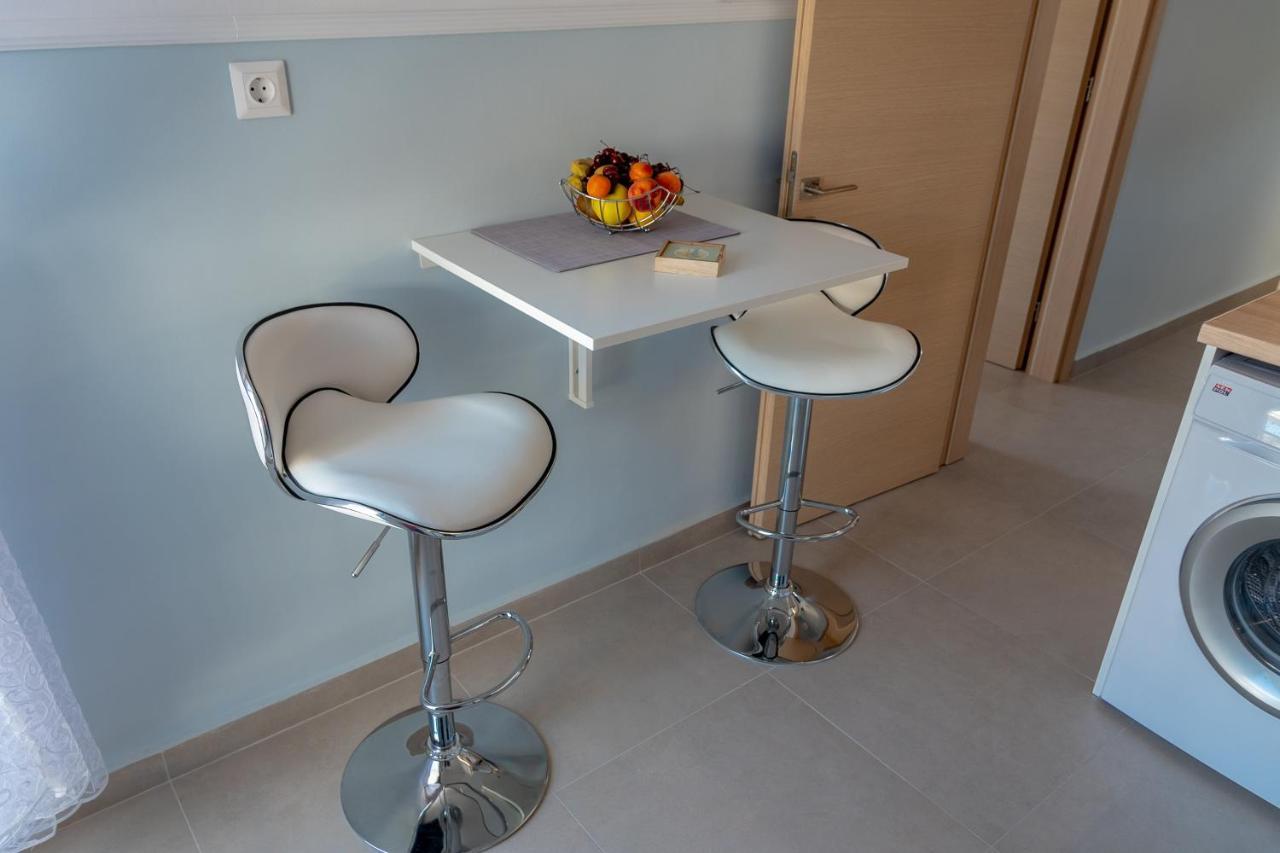 Dimi Seafront Apartment By Rentals Pro Services - Nea Moudania Exteriér fotografie